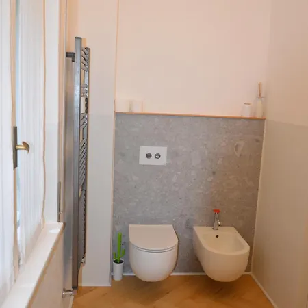 Quarenghi 32 * Бергамо