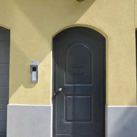 Lägenhet Quarenghi 32