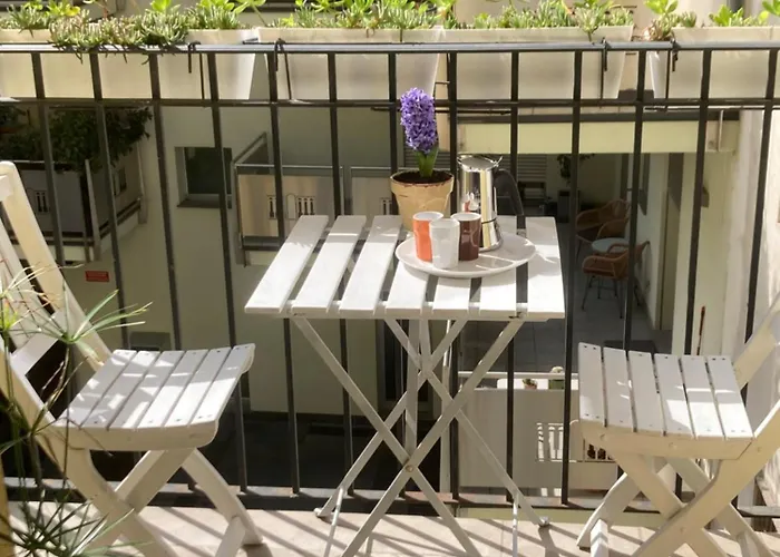 Lägenhet Quarenghi 32 *