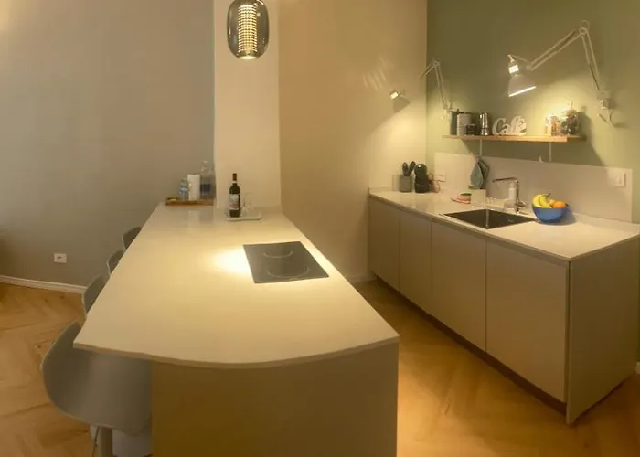 Lägenhet Quarenghi 32